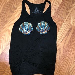 Beautiful seashell Top